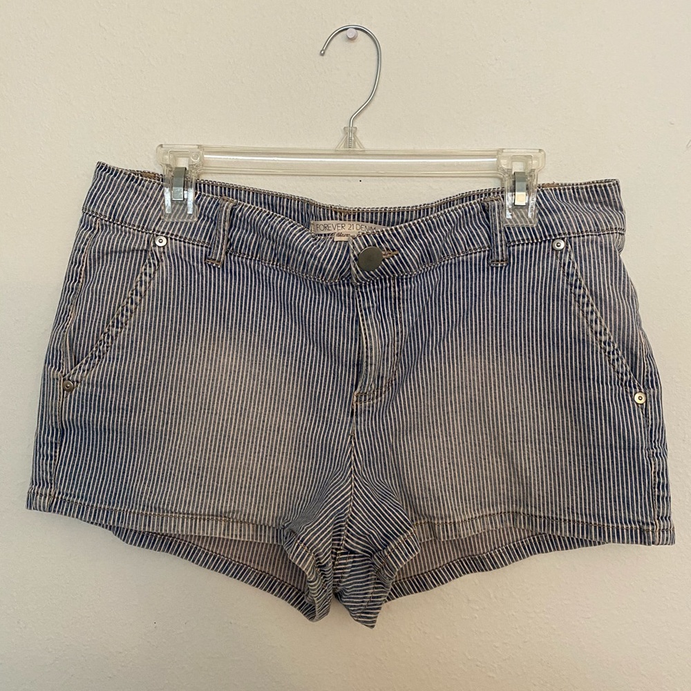 Pinstripe forever 21 shorts - size 31